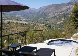 Unplug and Blend in at the Vivood Landscape Hotel - Photo 4 of 14 -