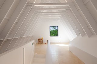 FAHouse: A Double Triangular House in the Forest - Photo 22 of 22 -