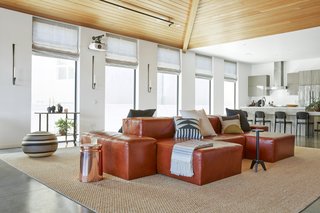 Coastal Comfort at The Parachute Hotel in LA - Photo 9 of 15 -