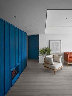 A Colorful Apartment Inspired by Paper Patterns Used in Fashion - Photo 11 of 19 -