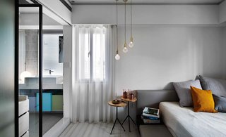 A Colorful Apartment Inspired by Paper Patterns Used in Fashion - Photo 17 of 19 -