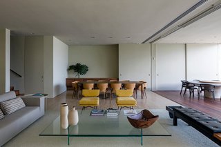 A Modern Beachfront House in São Sebastião, Brazil - Photo 3 of 14 -