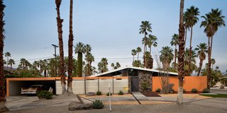 Model A2 Residence is a home by Palmer & Krisel (Dan Palmer and William Krisel) that was designed in 1957 as part of the Twin Palms Estates Development. To ensure all the homes didn’t look alike in the subdivision, they designed alternate rooflines to change it up. Back in the day, these homes only cost around $30,000 brand new!