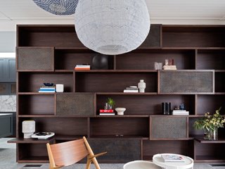 The Art of Arranging: 6 Tips on Creating Stylish Shelf Displays - Photo 6 of 6 -
