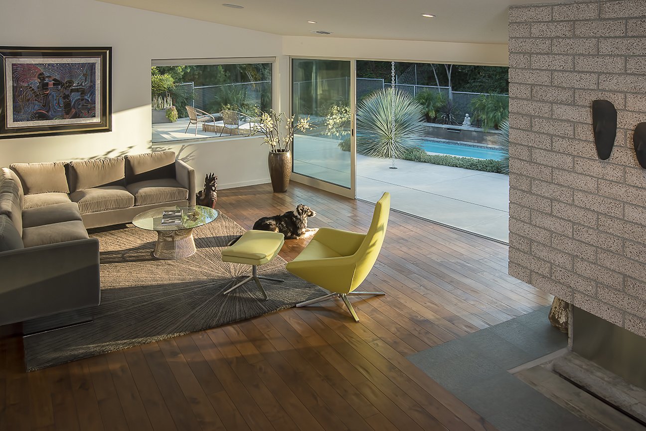 Photo 9 of 10 in Case Study House 10 by Dennis Hill, Content Creation