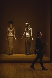 A Legacy of Perfect Style - Photo 7 of 16 -