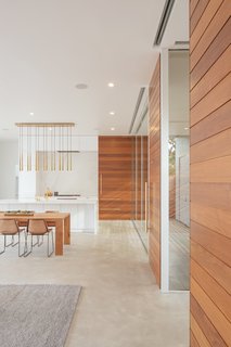 ANACAPA's Minimalist Urban Residence features 2500 square feet of living space, and was designed with the region’s temperate climate in mind. Radiant heat cement floors and two indoor fireplaces provide warmth on cooler days.