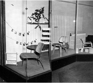 Window display at the Baldwin Kingrey store in Chicago — "Eames Design"