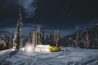 Northern Lights Optic × Alex Strohl - Photo 4 of 10 -