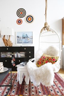 This Insanely Cool Loft Is What Downtown Dreams Are Made Of - Photo 13 of 29 -