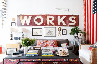 This Insanely Cool Loft Is What Downtown Dreams Are Made Of - Photo 15 of 29 -