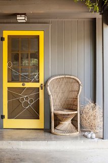 Inside a Hip Austin Apartment With Moody Vibes - Photo 7 of 8 -
