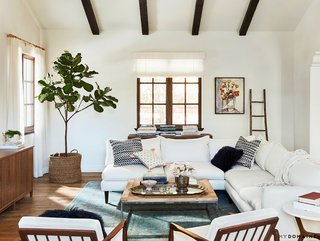 Tour Lauren Conrad's Elegant, Light-Filled Home in the Pacific Palisades - Photo 12 of 23 -