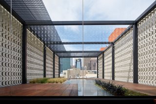 The custom privacy screen shields unwanted views and places the focus on downtown San Francisco.