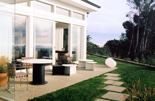 A rolling green lawn completes the residential feel of the new L.A. showroom for Casa Perfect.