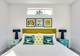 Newer floor plans feature two bedrooms at either end of the home, resulting in separate wings. The larger, two-bedroom models will set you back around $225,000. 