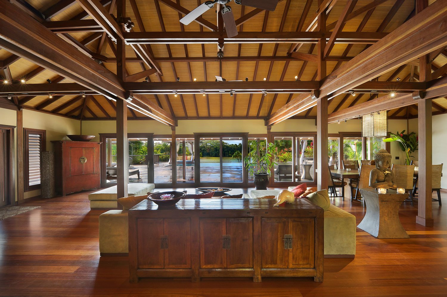 Photo 12 of 16 in Secluded Estate on the Kalihiwai Ridge Reservoir