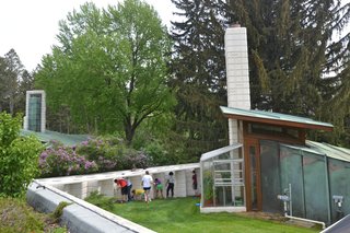Students Invest their Time to Maintain Local Mid-Century Modern National Historic Landmark - Photo 4 of 5 -