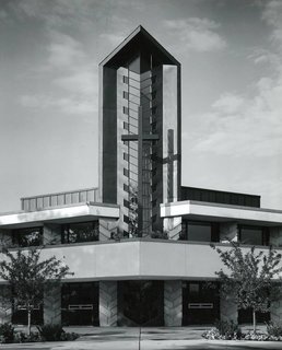 First Presbyterian Church of Dearborn, Michigan by Alden B. Dow - Photo 2 of 6 -