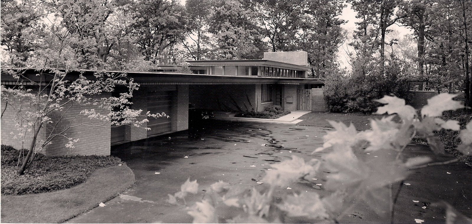 The Miner S. Keeler Residence by Alden B. Dow (6 Photos) Dwell