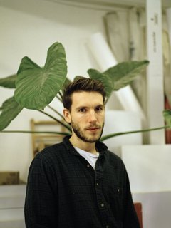 Interview: Robert Storey - Photo 3 of 5 -