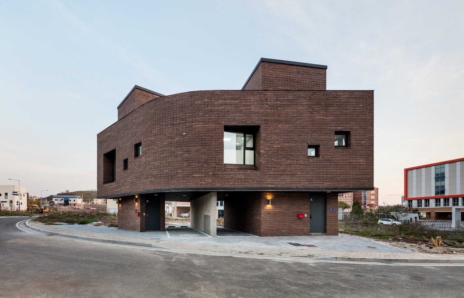 Boombox House posted by 2m2 architects (9 Photos) Dwell