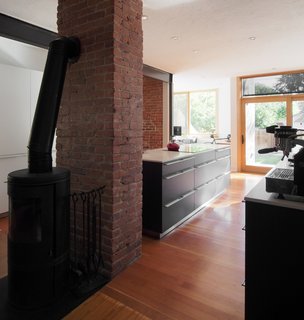 A Modern Shadow - Photo 4 of 8 -