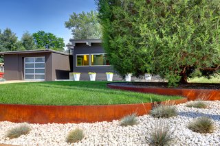 Curb Appeal - Photo 2 of 4 -