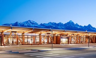 JACKSON AIRPORT – Carney Logan Burke, as the Associate Architect, collaborated with Gensler on the 110,000-square-foot, two-phase renovation and expansion of the existing airport in Grand Teton National Park. The heart of the project was the move from a previously clustered building into an open, functional, well-lit space that retained the region’s character. Moreover, sustainable strategies and materials were featured throughout: low-flow plumbing fixtures, recycled materials, Forest Stewardship Council certified timber, and low-emitting paints and carpets, culminating in a LEED Silver rating. Photo by Matthew Millman.