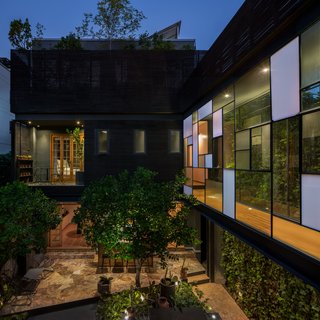 Ignacia Guesthouse Balances Historic and Modern In Mexico City - Photo 3 of 6 -