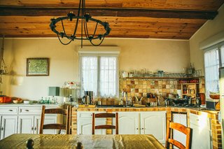Provence's Rustic Tower Inn - Photo 4 of 7 -
