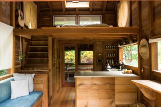 A Couple's Dream Hawaiian Surf Shack - Photo 3 of 8 -