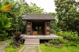 A Couple's Dream Hawaiian Surf Shack - Photo 5 of 8 -