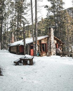 12 Cabin Escapes to Inspire Your Next Weekend Getaway - Photo 5 of 13 -