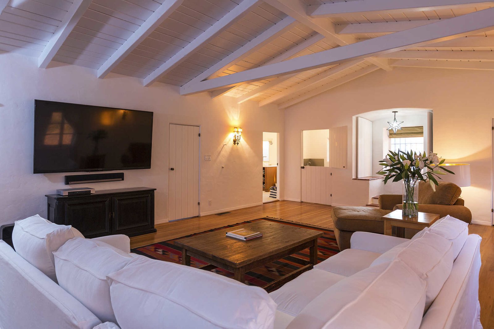 Photo 11 of 13 in A Santa Monica Beach House Built for Norma Talmadge ...