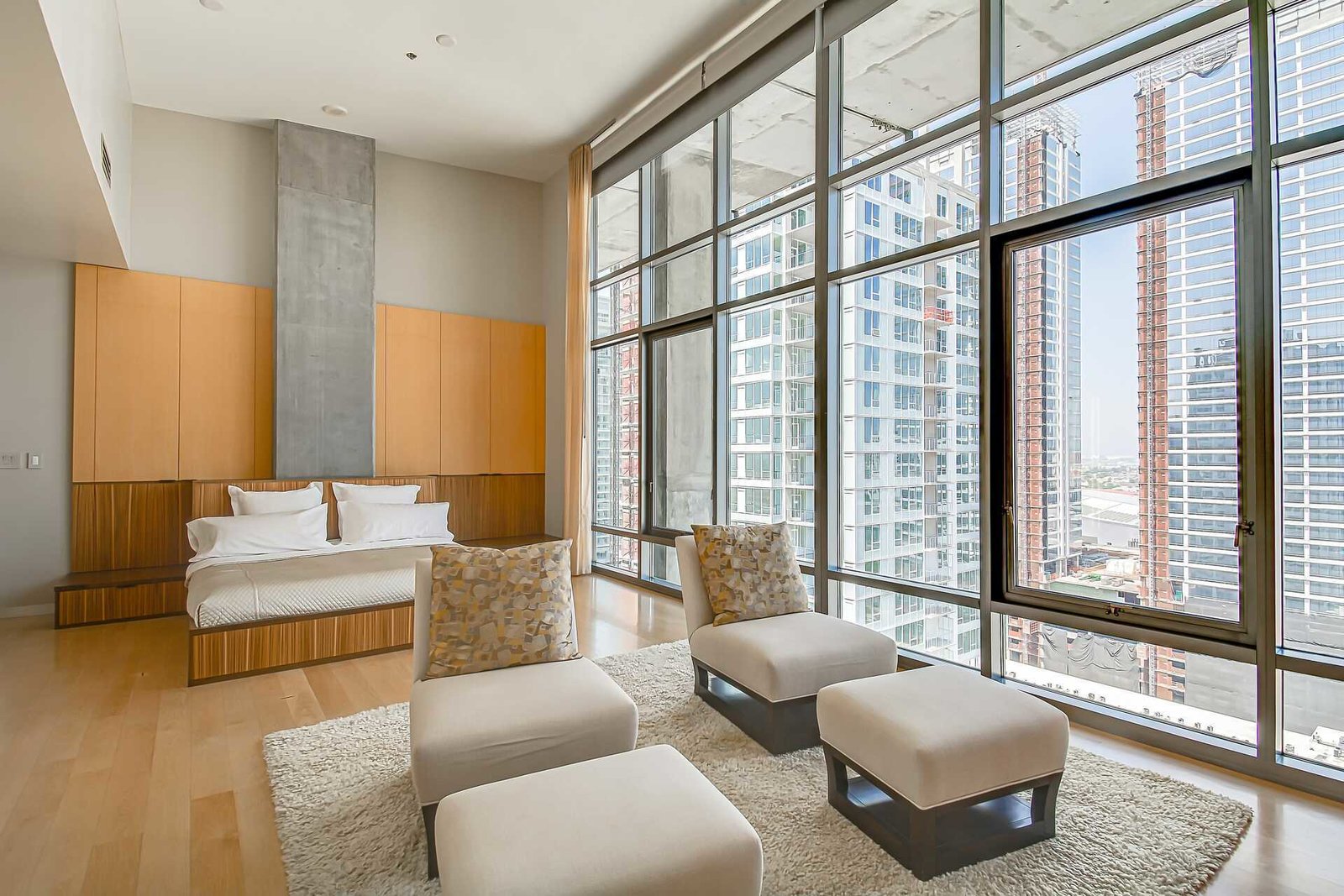 Photo 8 of 14 in A Contemporary, Architectural Penthouse in Downtown L ...