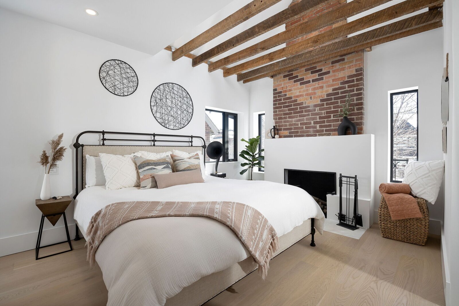 View of Photo 9 of 12 in A Scandinavian-Inspired Estate in Toronto’s Most ...