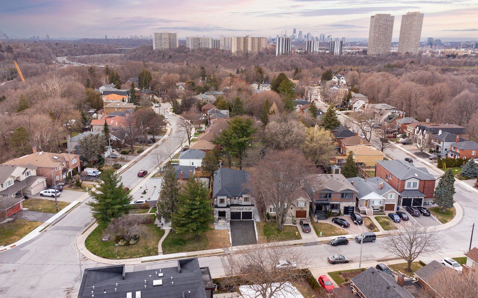 Photo 4 of 94 in Check out This Stunning New Build in Parkview Hills by