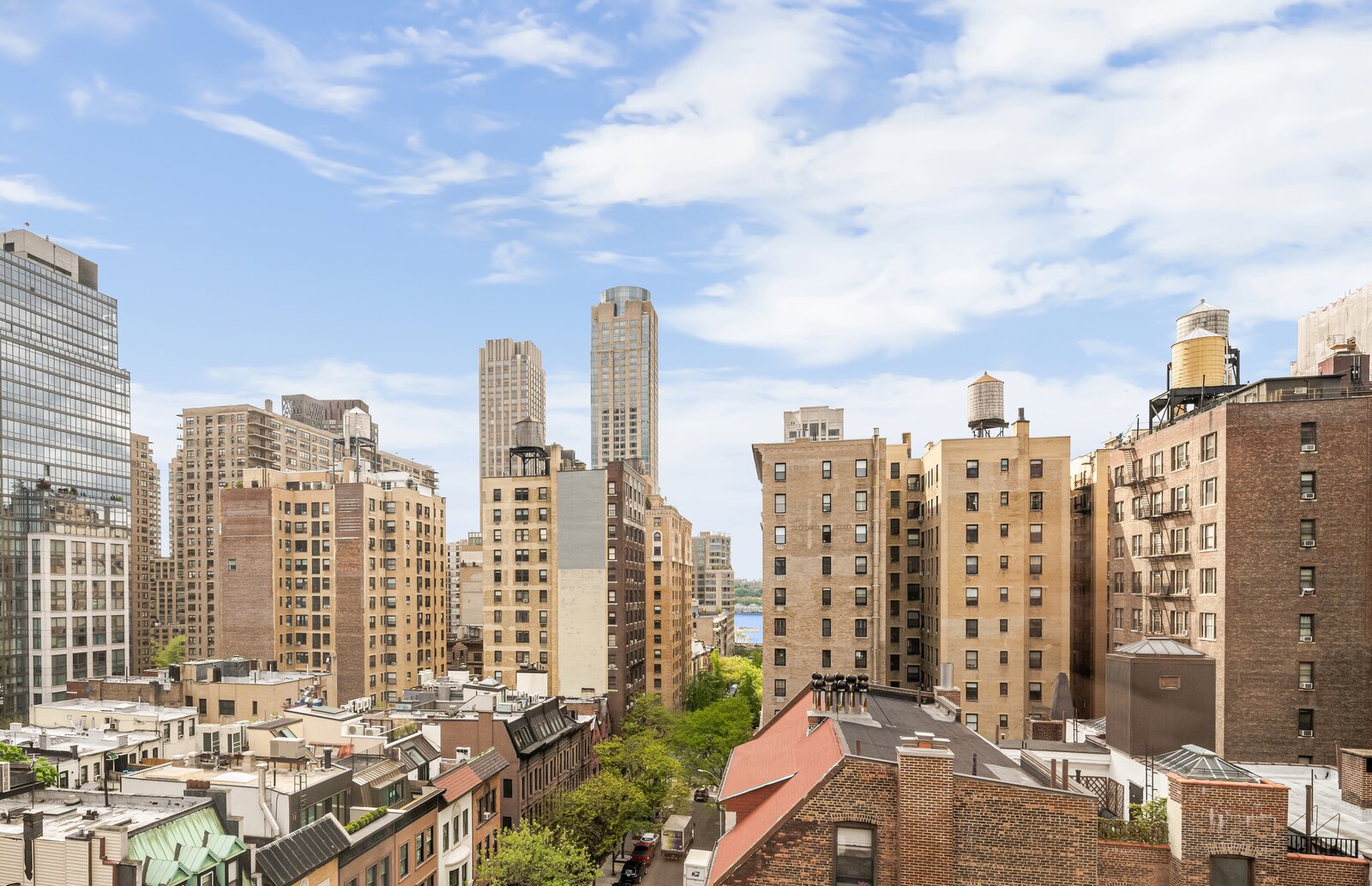 Image showcasing Photo 7 of 21 in A Majestic Penthouse in Manhattan's Upper West Side ...