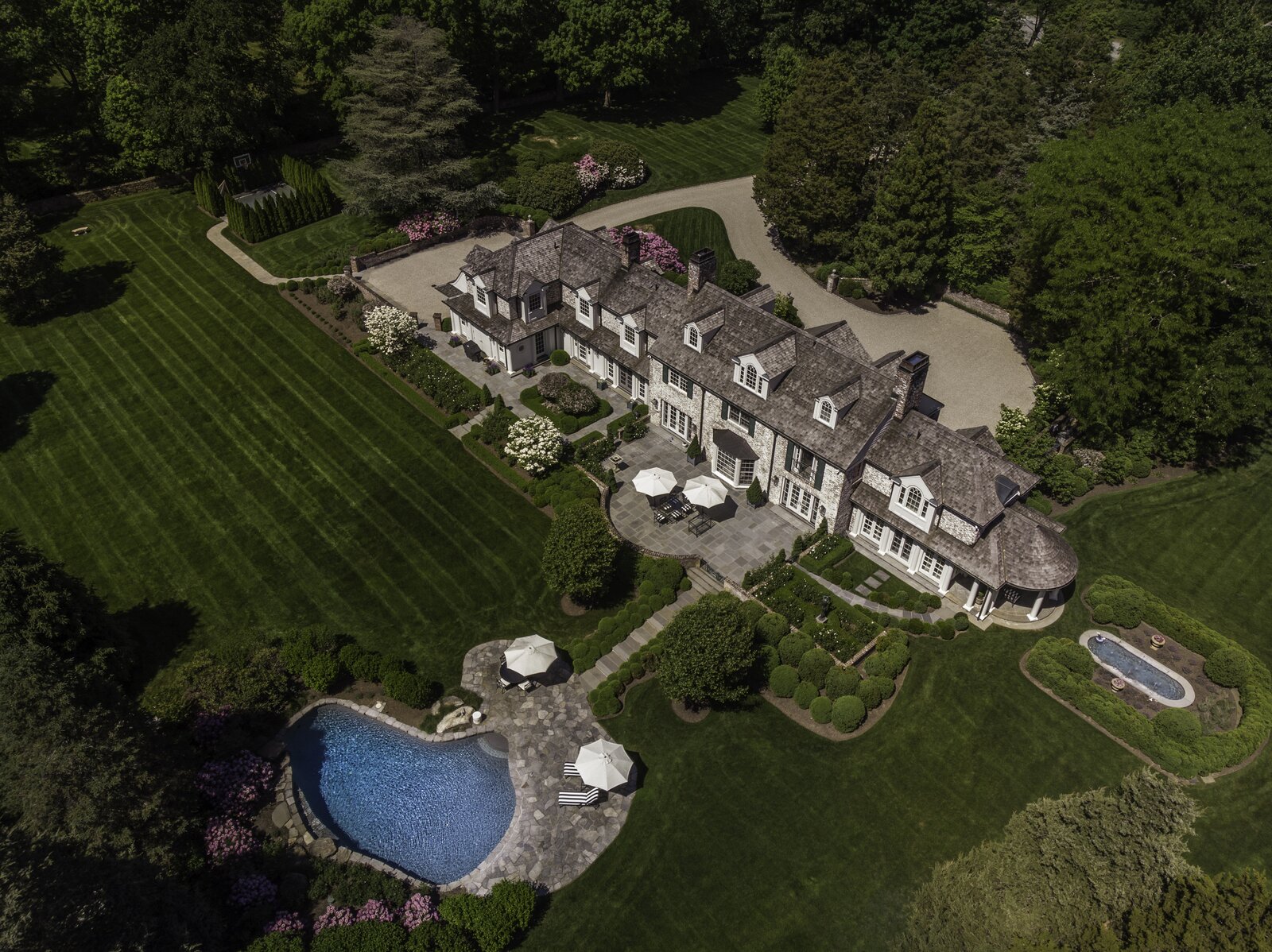 Photo 14 of 14 in An Architectural Masterpiece in One of Connecticut’s