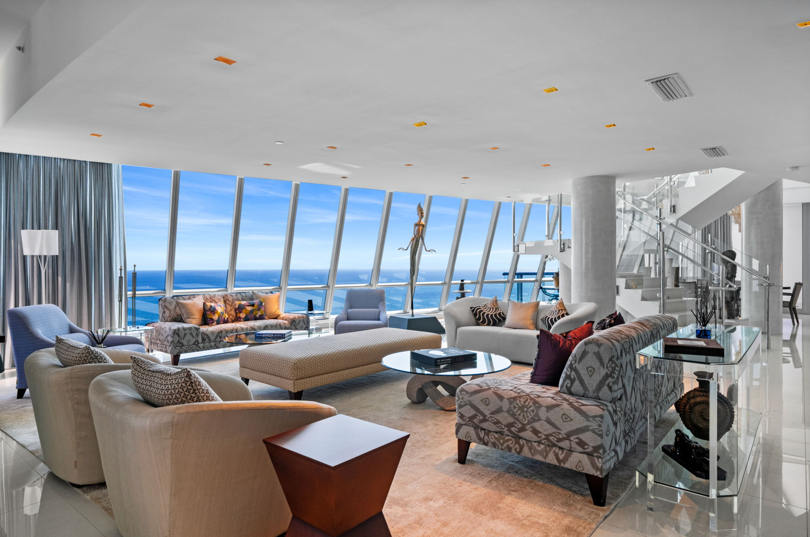A Duplex Penthouse in the Sky at Jade Ocean (9 Photos) - Dwell
