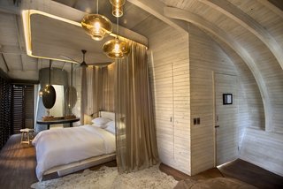Eco-Friendly Safari Lodge in Africa's Okavango Delta - Photo 6 of 12 -