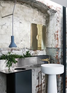 An Old Power Station in Melbourne is Transformed Into A Modern Tiered Restaurant - Photo 7 of 9 -