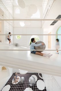Inspired by Tom and Jerry, This Net-Filled Vacation Home Is a Kid’s Paradise - Photo 1 of 10 -
