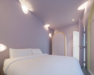 Inspired by Tom and Jerry, This Net-Filled Vacation Home Is a Kid’s Paradise - Photo 9 of 10 -