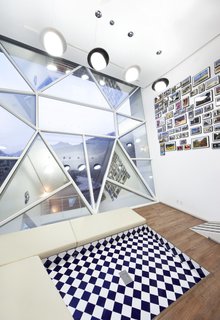 A Wacky Rock 'n' Roll Wonderland in the South Korean Countryside - Photo 7 of 10 -