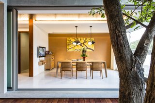 Cool, Asian Courtyard Home With A Brutalist Core - Photo 5 of 10 -