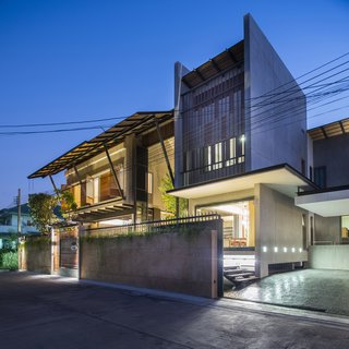 Cool, Asian Courtyard Home With A Brutalist Core - Photo 8 of 10 -