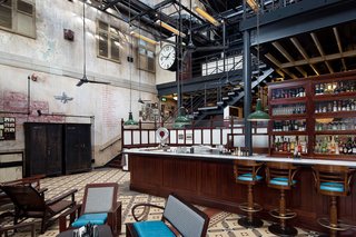 5 Interesting and Surprising Asian Eateries Around the World - Photo 6 of 11 -