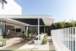 A Heritage Art Deco House in Australia Gets a Modern Update - Photo 6 of 11 -